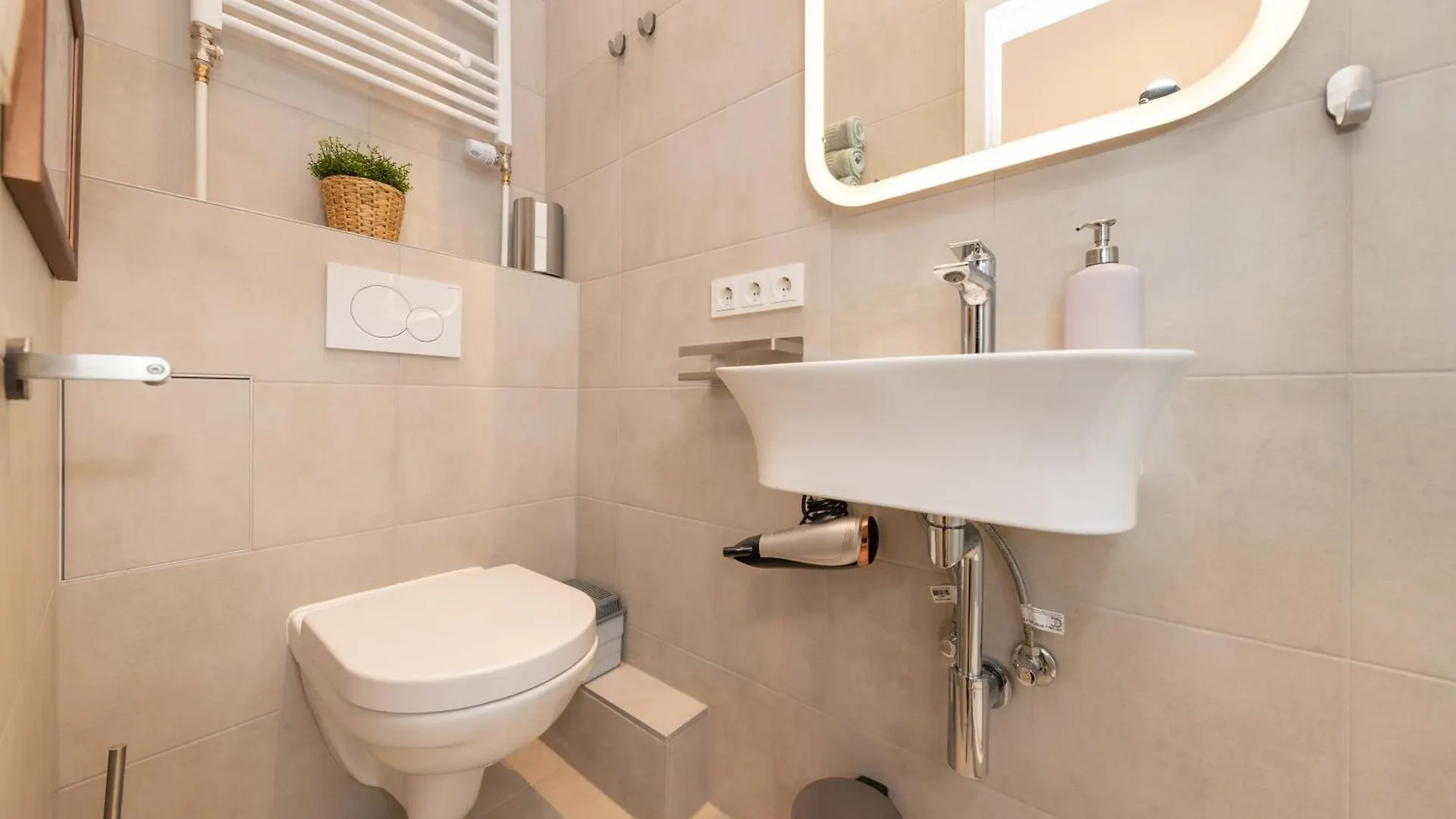 Great 2-Room Apartment In Mitte Βερολίνο